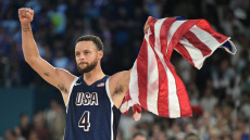 Ολυμπιακοί Αγώνες - Βίντεο: Το σόου του Στεφ Κάρι στον μεγάλο τελικό με 8/12 τρίποντα