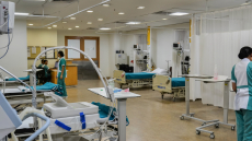 Ινδία: Απεργία των νοσοκομειακών γιατρών μετά το βιασμό και το φόνο μιας συναδέλφου τους