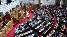 Βουλή: Το πρωί η ψήφιση του νομοσχεδίου για τη διαχείριση αποβλήτων 