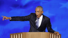 Στην Αμερική χάθηκε και η ντροπή, λέει ο Ομπάμα για το ρατσιστικό βίντεο του Τραμπ
