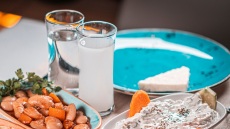 10 καφενεία για μεζέ στην Αθήνα