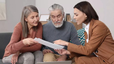 Τι πρέπει να γνωρίζετε για τα «ψιλά γράμματα» των ασφαλιστικών συμβολαίων