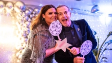 Δανάη Μπάρκα για Άρη Καβατζίκη: Είναι ένα μικρό πανέξυπνο παιδί φυλακισμένο στο σώμα ενός ενηλίκου