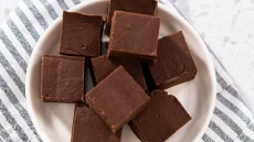 Σπιτικά παγωτίνια της μπουκιάς με γιαούρτι