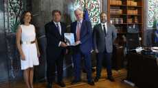 Στον Πρόεδρο της Βουλής η ετήσια έκθεση του Συνηγόρου Καταναλωτή