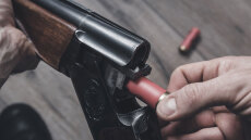 Αλληλοτουφεκίστηκαν, ο ένας έχει τύψεις και ο άλλος μπήκε στο χώμα, λέει αυτόπτης μάρτυρας για τον νεκρό κυνηγό στην Αρκαδία