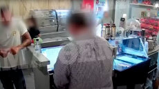 Κύκλωμα εκβιαστών στη Μύκονο: «Θα περάσει ο Γ., ένα ψηλό παιδί - Χρωστάω άλλα 1.500» - Τα μηνύματα της οργάνωσης