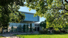 Πανεπιστήμιο της Σορβόννης ετοιμάζει παραρτήματα σε Αθήνα και Πειραιά