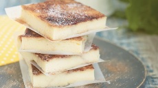 Εύκολη γαλατόπιτα χωρίς φύλλο