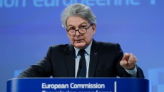 Κομισιόν: Παραιτήθηκε αιφνιδίως ο επίτροπος Τιερί Μπρετόν