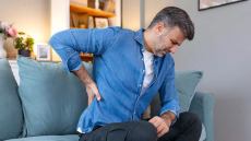 Πόσο ανησυχητικές είναι οι κύστεις στο πάγκρεας: Δύο ειδικοί εξηγούν