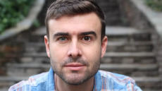 Μάτια: Υπάρχουν επεμβάσεις που αλλάζουν το χρώμα τους – Οι κίνδυνοι που απειλούν σοβαρά την όραση