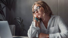 Ένοχη για κάθε νόσο η μοναξιά; Ερευνητές έχουν άλλη γνώμη