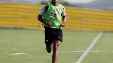 AEK: Στην Κύπρο για διακοπές ο Αντονί Μαρσιάλ