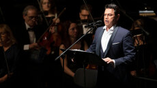 Μάριος Φραγκούλης στο protothema.gr: Έμεινα δύο μήνες στο κρεβάτι μετά το τροχαίο, τώρα όμως είμαι έτοιμος για το Ηρώδειο