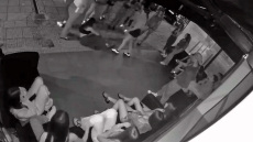 Ανήλικοι κυκλοφορούν με φαλτσέτες και στοχοποιούν παιδιά μέσω Internet - Ο Γολγοθάς της 14χρονης στη Γλυφάδα