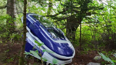 Ελβετία: Δείτε την τελευταία φωτογραφία της 64χρονης πριν μπει στον θάλαμο Sarco για την υποβοηθούμενη αυτοκτονία