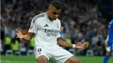 Κιλιάν Εμπαπέ: Ενημέρωσε τους «τρικολόρ» ότι σκοπεύει να παίζει μόνο στα σημαντικά ματς της Γαλλίας