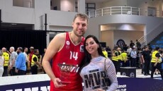 Νικόλ Ελευθεριάδου: Στο πλευρό του Σάσα Βεζένκοφ και στη Ρόδο