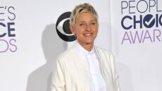 Έλεν ντε Τζένερις: Σταμάτησε τις αισθητικές επεμβάσεις - Χάσιμο χρόνου να ανησυχούμε για το τι σκέφτονται οι άλλοι για εμάς, είπε