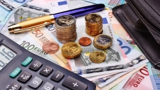 Πιλοτική δίκη στις 27 Φεβρουαρίου για τους τόκους στα δάνεια του νόμου Κατσέλη - Τι κρίνεται, ποιες οι επιπτώσεις