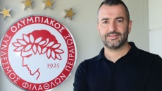 Ντιέγκο Μαρτίνεθ: Επιστρέφει στους πάγκους, μετά την απόλυση από τον Ολυμπιακό