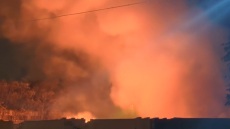 Υπό έλεγχο πυρκαγιά σε χώρο μεταφόρτωσης απορριμμάτων στον Κολωνό	