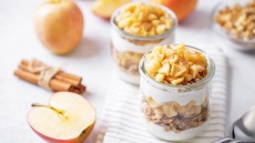 Πώς να δώσετε γλυκά αλλά θρεπτικά σνακ στα παιδιά σας