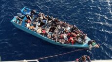 Τραγωδία στη Λαμπεντούζα - Τουλάχιστον 20 αγνοούμενοι σε ναυάγιο πλοίου με μετανάστες