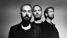 Cigarettes After Sex: Μια νύχτα μαγείας στο κατάμεστο ΟΑΚΑ - Και απόψε η τελευταία τους συναυλία