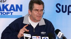 ΚΑΕ Πανιώνιος: Αποσύρει τη φανέλα του αείμνηστου Μάκη Δενδρινού στον αγώνα με τον ΠΑΟΚ