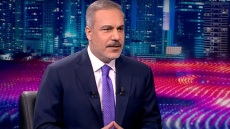 Χακάν Φιντάν: Επιμένει στην αποστρατιωτικοποίηση των νησιών - «Υπάρχουν πολλά ζητήματα εκτός του Αιγαίου»