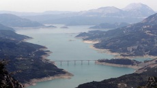 Λειψυδρία: Έτοιμη η μελέτη για να... στάξει νερό η λίμνη των Κρεμαστών