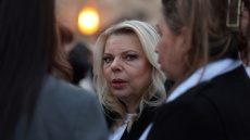 Στο εδώλιο η Σάρα Νετανιάχου - Κατηγορείται για παρακώλυση Δικαιοσύνης και επηρεασμό μαρτύρων