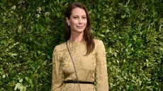 Η 55χρονη Κρίστι Τέρλινγκτον αποθεώθηκε επειδή δεν έχει «πειράξει» το πρόσωπό της