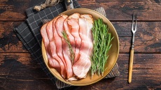 «Πάμε Supermarket» – Σήμερα: Ψωνίζουμε μπέικον