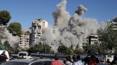 Λίβανος: Οι νέες επιδρομές στη Βηρυτό δείχνουν πως το Ισραήλ δεν θέλει εκεχειρία, λέει ο πρωθυπουργός Μικάτι