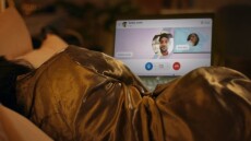 Sweet Bobby: Στο Netflix  η ιστορία μιας αρρωστημένης ερωτικής πλεκτάνης με catfishing