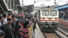 Ινδία: Εννέα τραυματίες σε ατύχημα σε τραίνο  - Βίντεο και φωτογραφίες