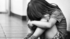 Αθωώθηκε στο Λονδίνο Αμερικανός που κατηγορήθηκε ότι επιτέθηκε σεξουαλικά εναντίον 9χρονης Γαλλίδας 