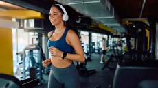 Το δημοφιλές ρούχο που είναι επικίνδυνο για την ευαίσθητη περιοχή – Χρήσιμα tips για την αποφυγή λοιμώξεων