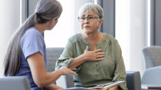 «Αυτή είναι η στιγμή που πάντα δυσκολεύομαι να διαχειριστώ» – Η υπεύθυνη συντονισμού μεταμοσχεύσεων του ΕΟΜ αποκαλύπτει