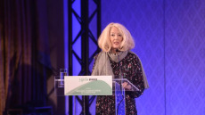 Ελένη Γκόγκα: «50% μείωση της υποτροπής με το εμβόλιο κατά του μελανώματος»