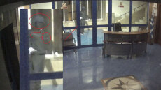 Οι φωτογραφίες που «πρόδωσαν» τη συμμορία που έκλεβε λάπτοπ και οθόνες υπολογιστών από υπουργεία