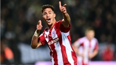 Sun: Η Μάντσεστερ Γιουνάιτεντ ήρθε σε επαφή με τον Ολυμπιακό για τον Κωστούλα