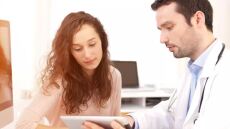 Λοιμώξεις HIV – AIDS: Με σημαντική καθυστέρηση η διάγνωση για έναν στους δύο πάσχοντες