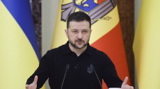 Ελπίζω ΗΠΑ και Ευρώπη να συνομιλήσουν για τον τερματισμό του πολέμου με τη Ρωσία, λέει ο Ζελένσκι