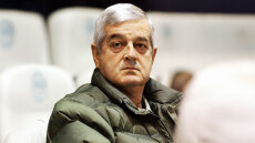 Τάκης Οικονομόπουλος: Το μεσημέρι της Πέμπτης η κηδεία του - Σε λαϊκό προσκύνημα η σορός του