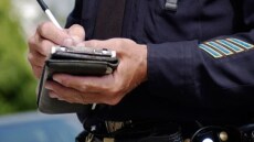 Θεσσαλονίκη: Γυναίκες οδηγούσαν χωρίς δίπλωμα και χρησιμοποίησαν τα… παιδιά τους ως δικαιολογία