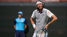 Αποκλείστηκε ο Τσιτσιπάς στους «16» του Indian Wells, ηττήθηκε με 2-0 από τον Ρούνε - Δείτε βίντεο